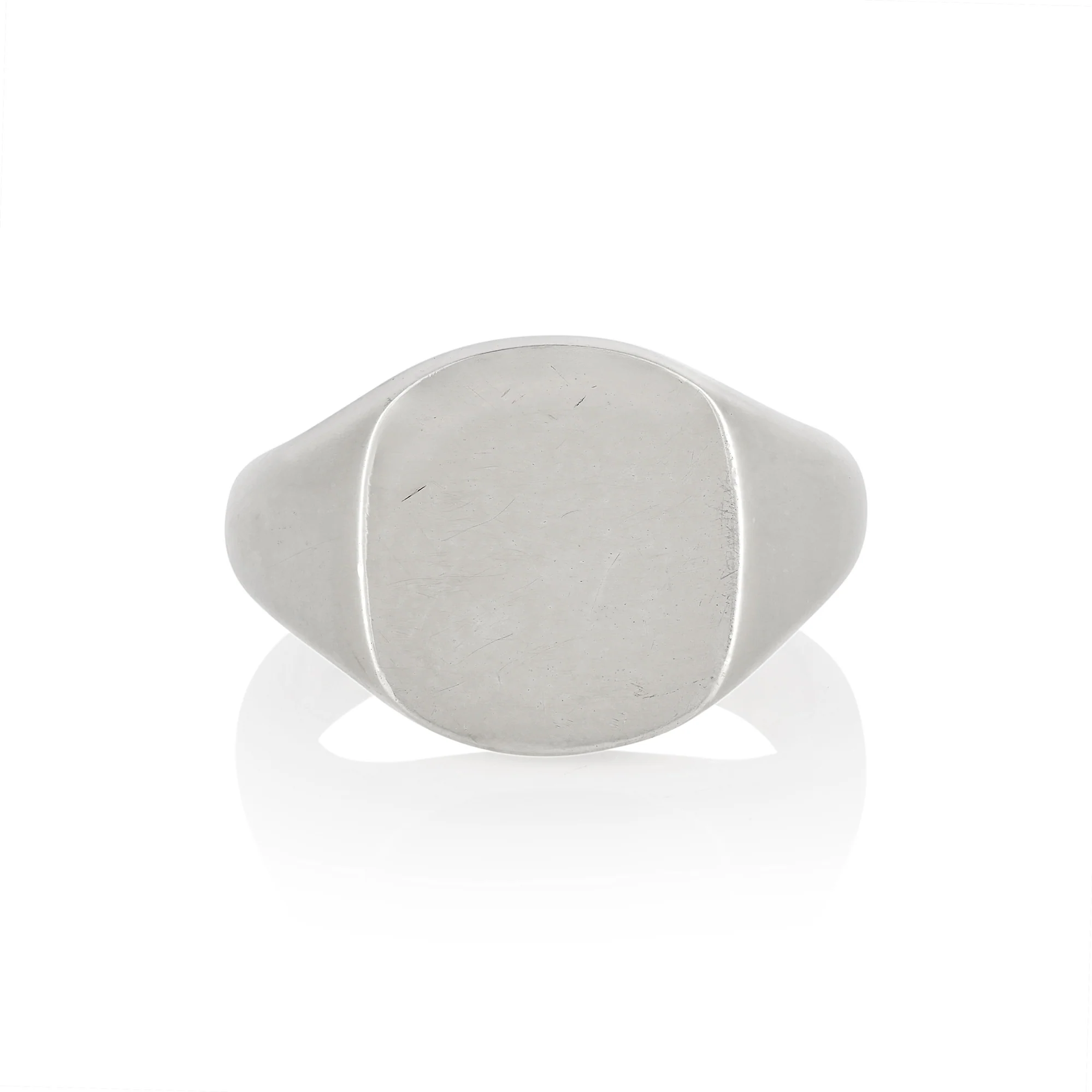14 x 13mm Cushion Shaped Signet Ring - Image 2