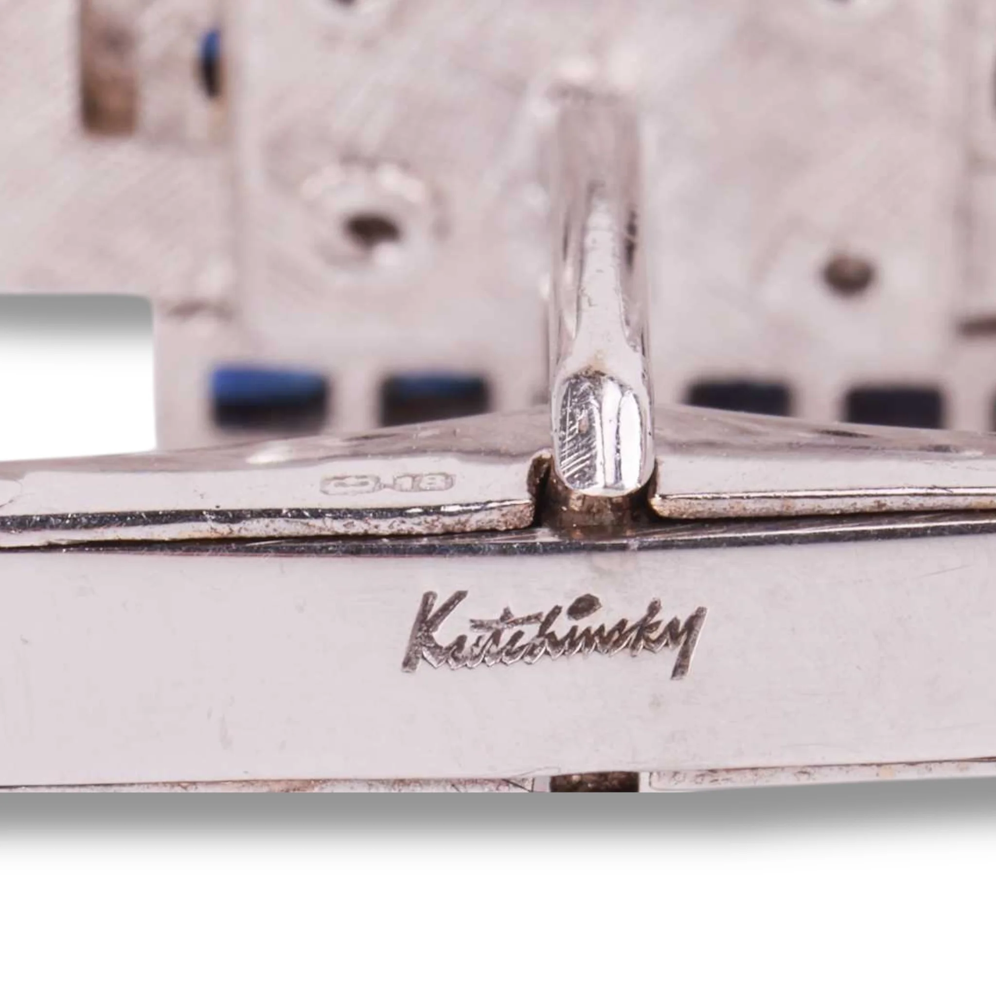 18ct White Gold & Sapphire Cufflinks by Kutchinsky - Image 4