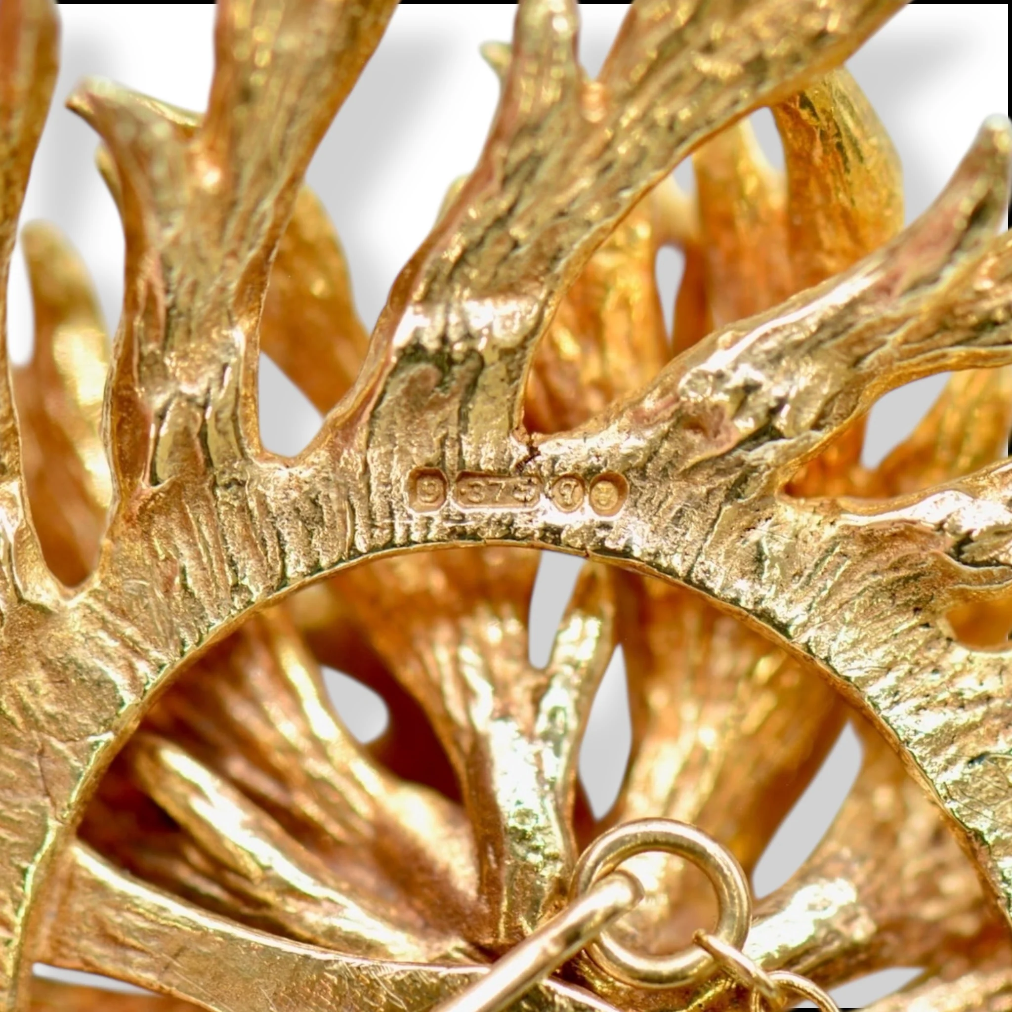 1970’s Ruby & Gold Floral Brooch - Image 4