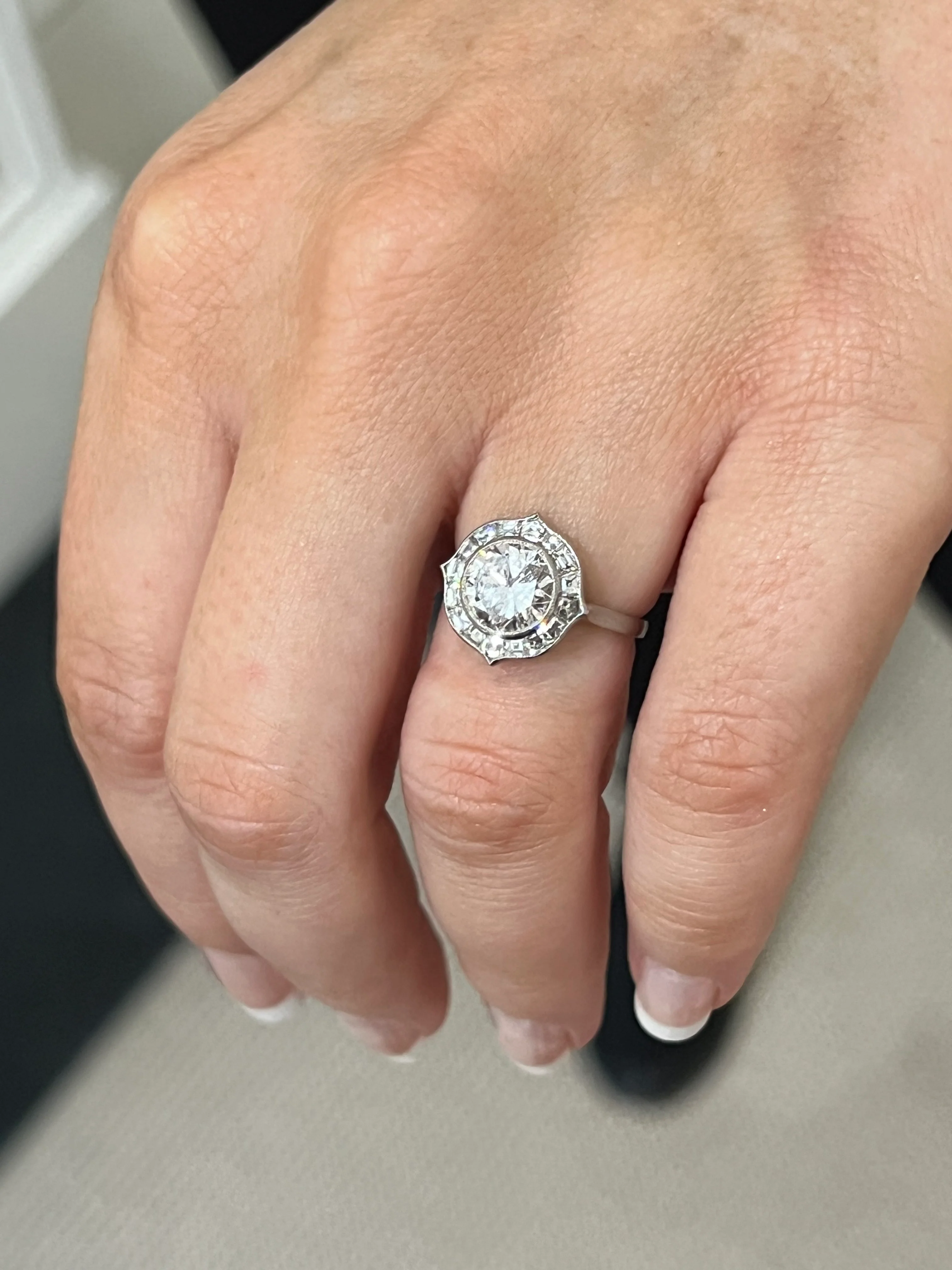 Art Deco Style Diamond Ring - Image 4