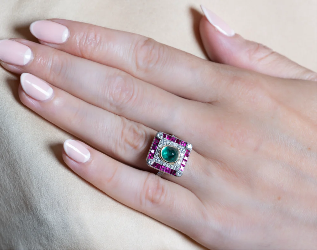 Art Deco Style Emerald, Ruby & Diamond Ring - Image 5