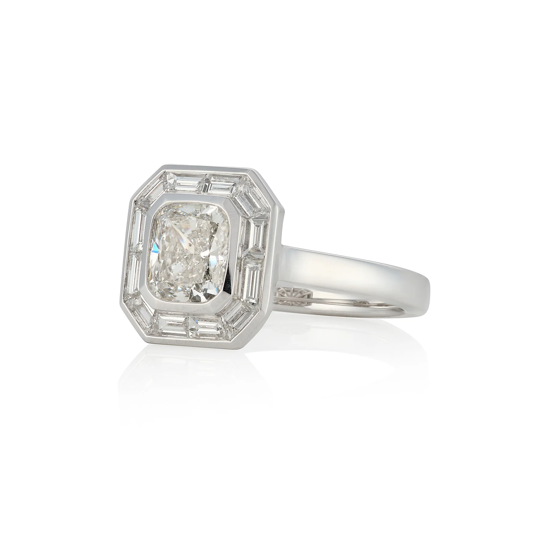 Art Deco Style Platinum Diamond Ring - Image 2