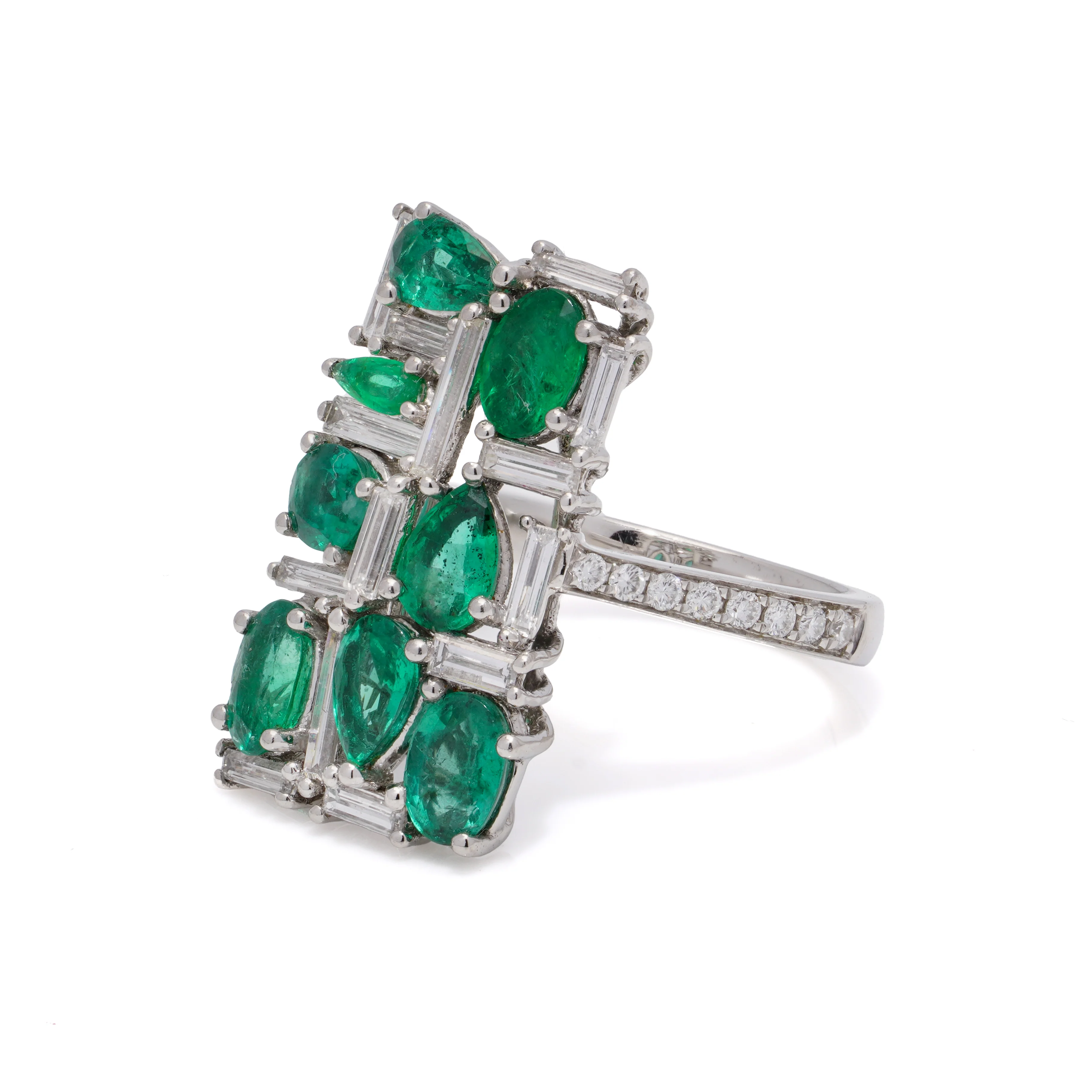 Emerald and Diamond Ring - Image 4